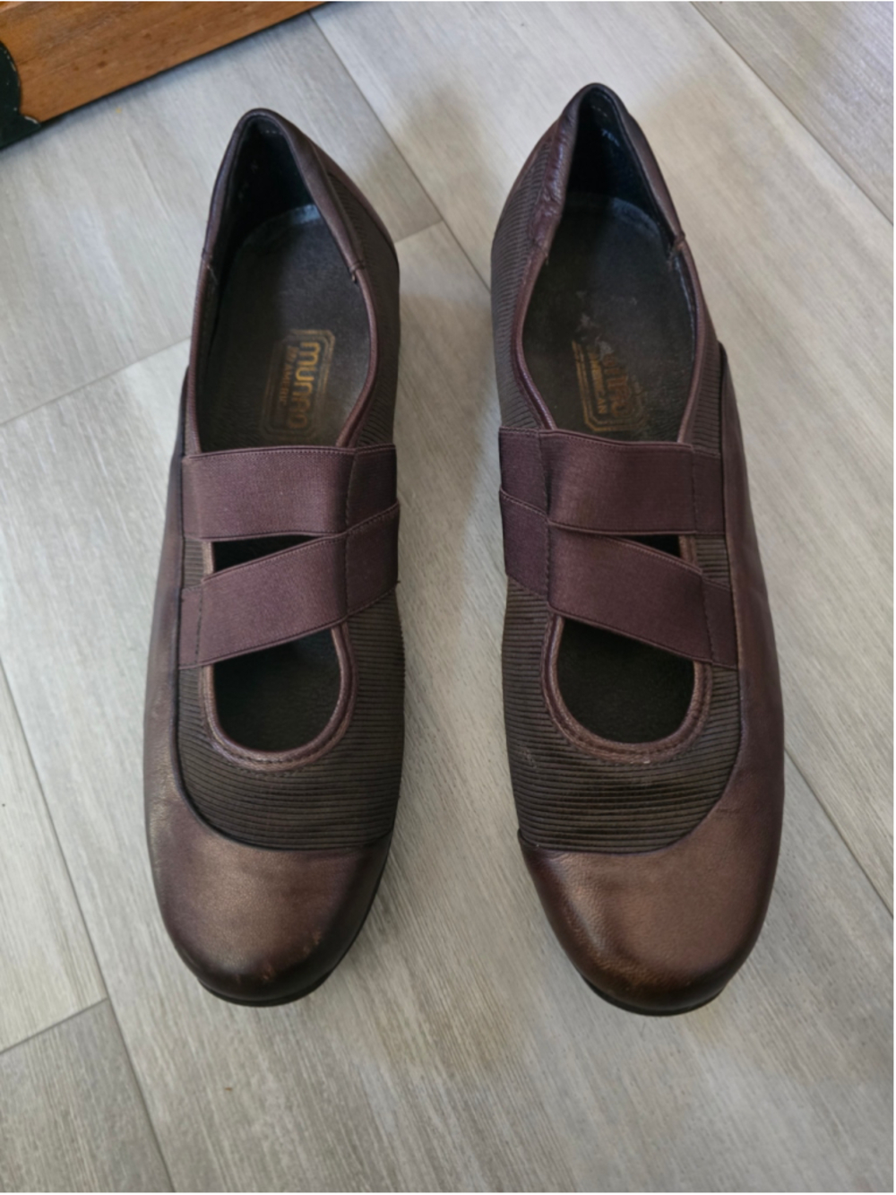 Women's Munro Tess Mary Jane Metallic Brown Flats Shoes size 8.5N